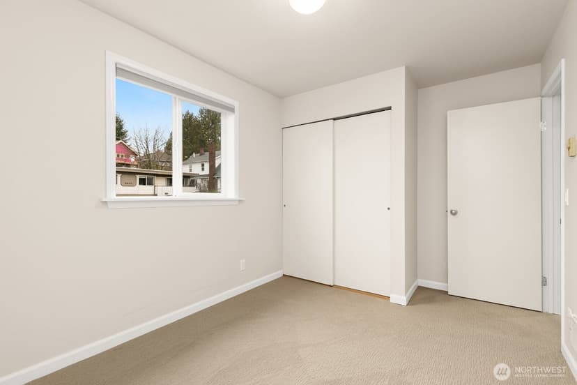Property photo for 3926 1st Avenue NE #31, Seattle photo 14