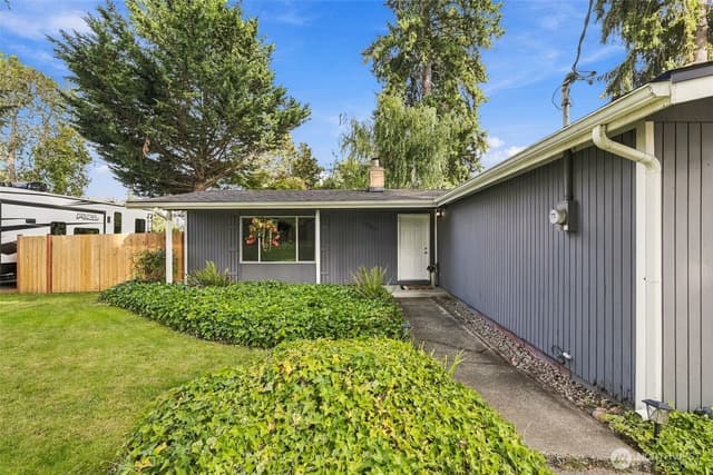 Property photo for 12501 80th Avenue E, Puyallup photo 2