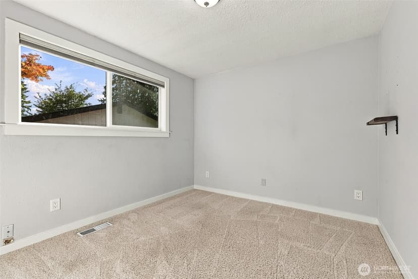 Property photo for 12501 80th Avenue E, Puyallup photo 15