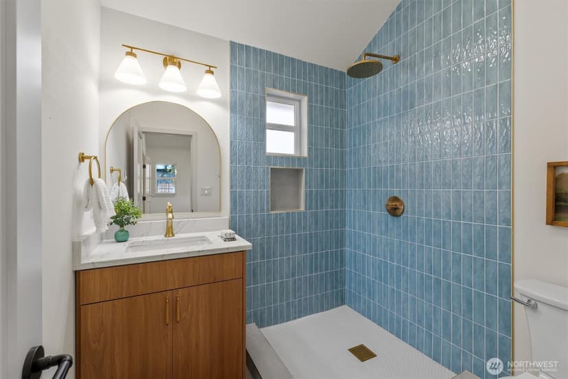 Property photo for 6706 Holly Place SW, Seattle photo 20