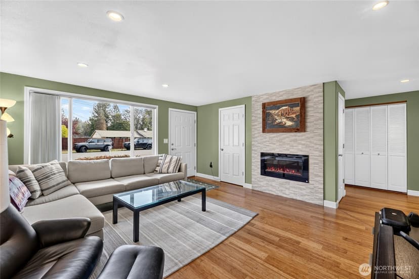 Property photo for 8819 123rd Avenue SE, Newcastle photo 5
