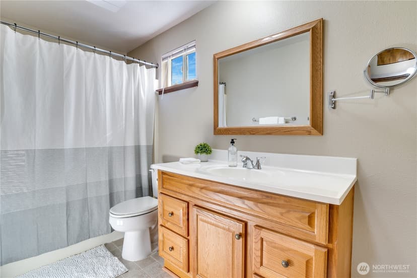Property photo for 3023 Bridgeport Way W #B, University Place photo 26