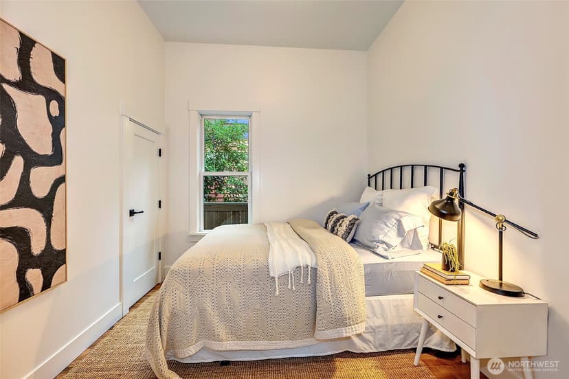 Property photo for 4416 6th Avenue NW, Seattle photo 11