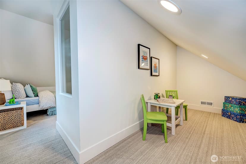 Property photo for 4416 6th Avenue NW, Seattle photo 14