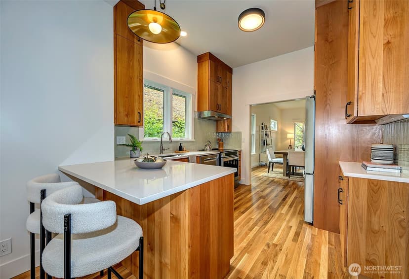 Property photo for 4416 6th Avenue NW, Seattle photo 16