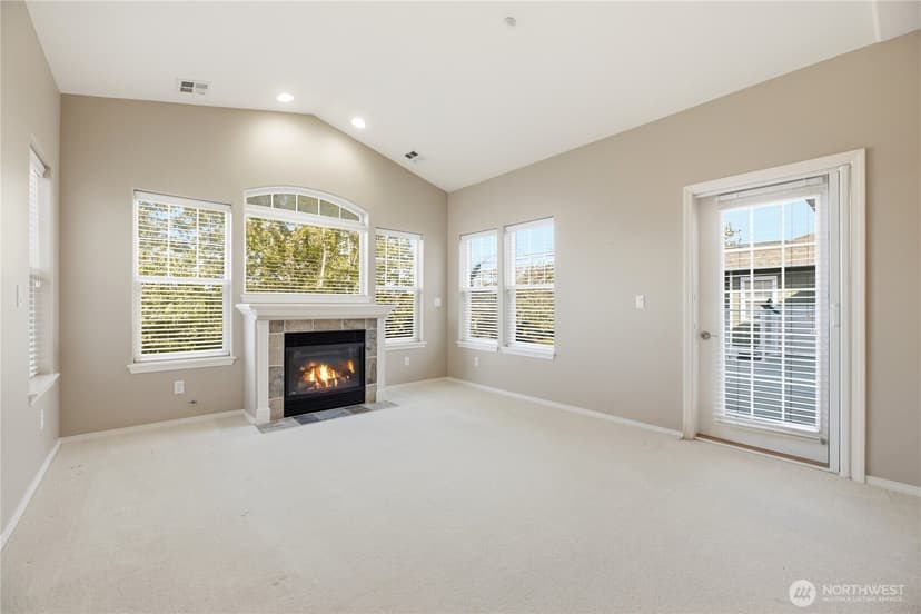 Property photo for 22526 SE 45th Place #2655, Issaquah photo 16