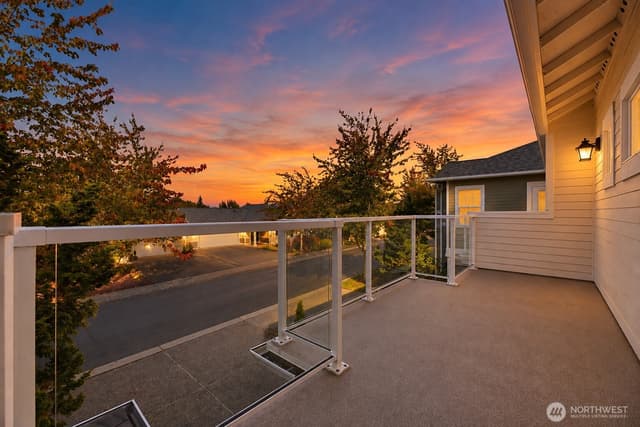 Property photo for 22526 SE 45th Place #2655, Issaquah photo 2