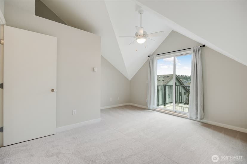 Property photo for 2524 Yale Avenue E #A, Seattle photo 20
