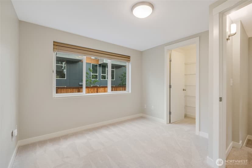 Property photo for 2524 Yale Avenue E #A, Seattle photo 16
