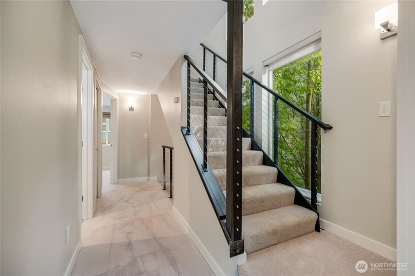 Property photo for 2524 Yale Avenue E #A, Seattle photo 17