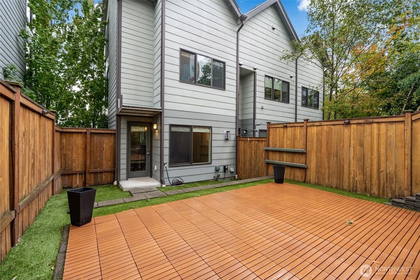 Property photo for 2524 Yale Avenue E #A, Seattle photo 24