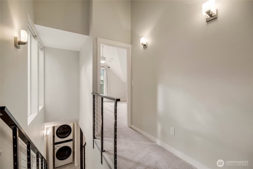 Property photo for 2524 Yale Avenue E #A, Seattle photo 18