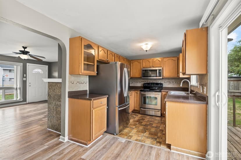 Property photo for 304 125th Street, Tacoma photo 16