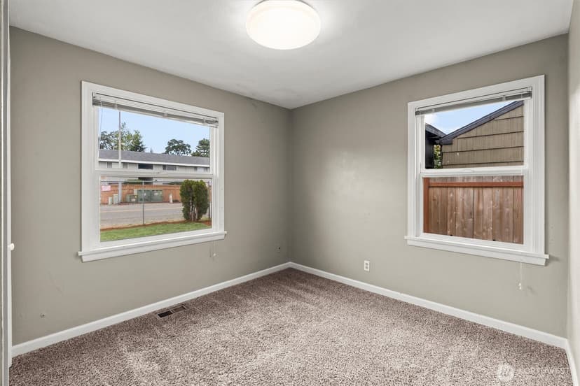 Property photo for 304 125th Street, Tacoma photo 19