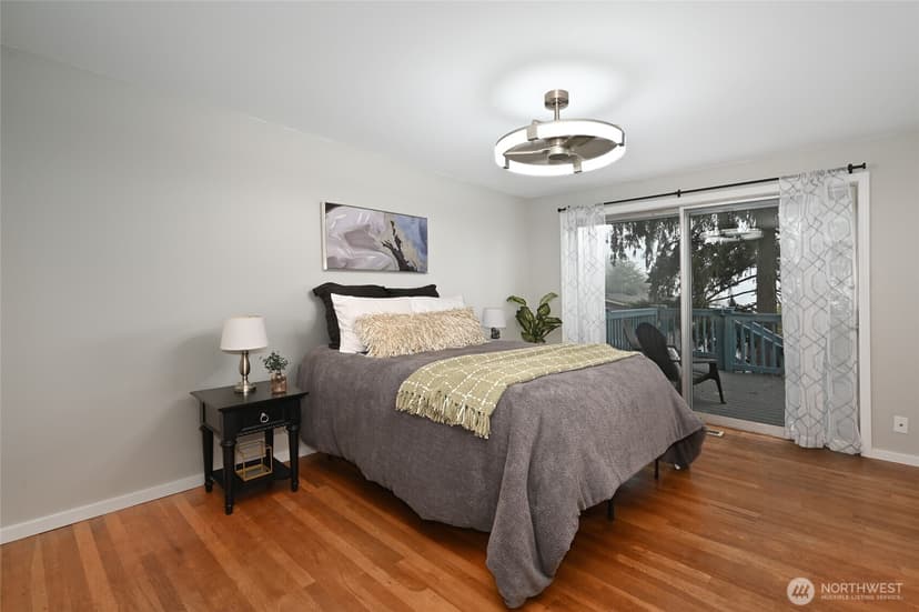 Property photo for 1135 S 204th Street, Seattle photo 14