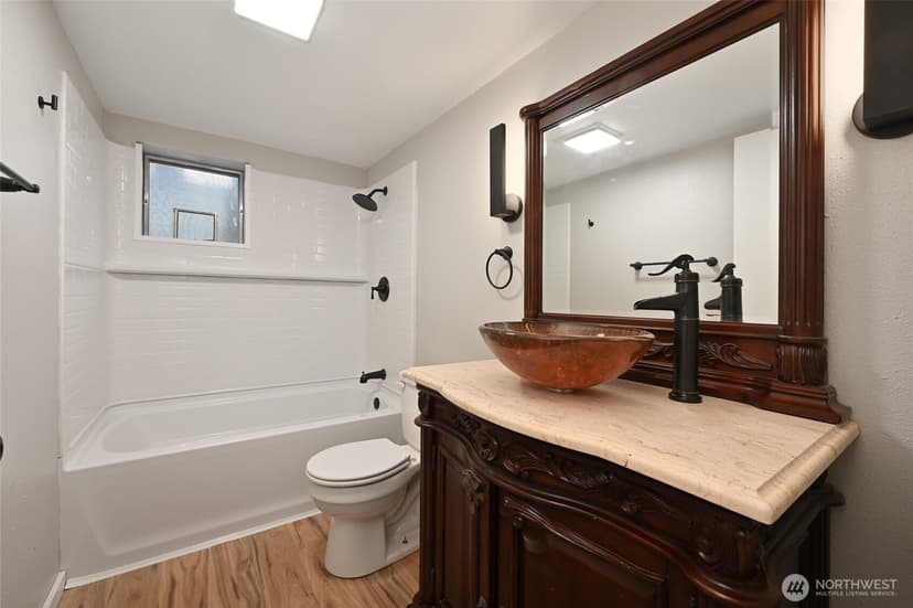 Property photo for 1135 S 204th Street, Seattle photo 28