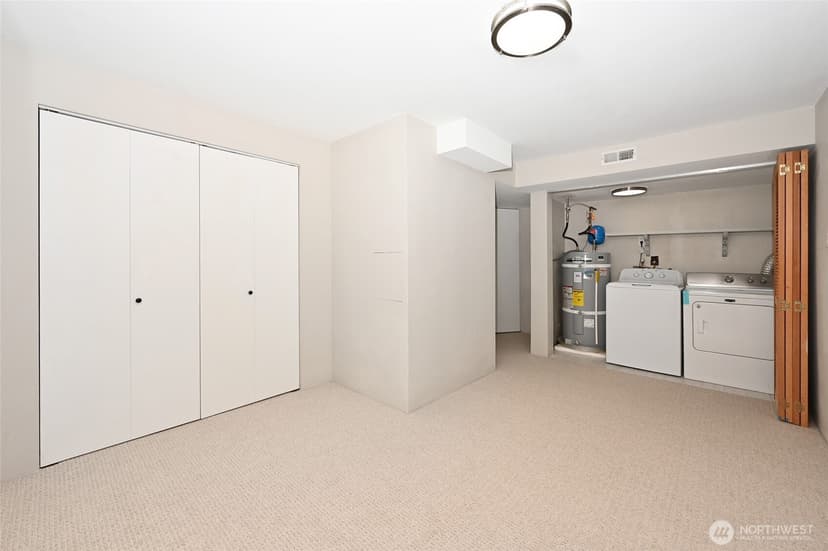Property photo for 1135 S 204th Street, Seattle photo 30