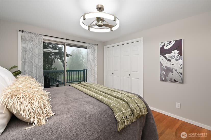 Property photo for 1135 S 204th Street, Seattle photo 15