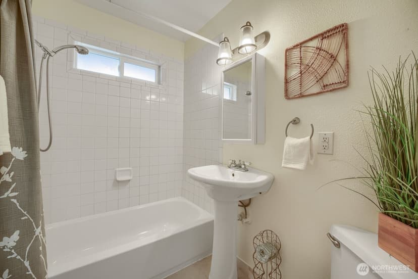 Property photo for 26216 108th Avenue SE, Kent photo 19