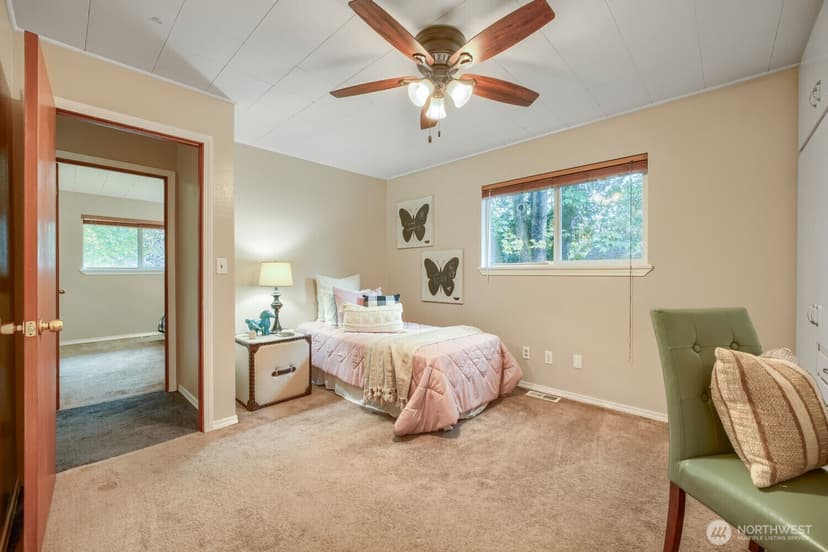 Property photo for 26216 108th Avenue SE, Kent photo 12
