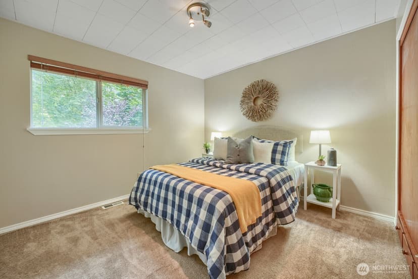Property photo for 26216 108th Avenue SE, Kent photo 17