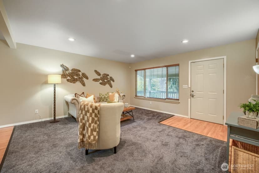Property photo for 26216 108th Avenue SE, Kent photo 6