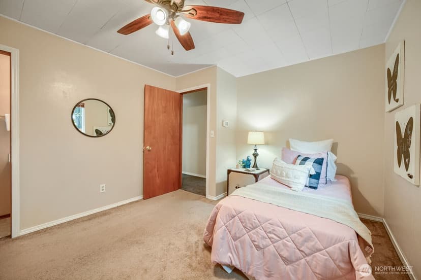 Property photo for 26216 108th Avenue SE, Kent photo 13