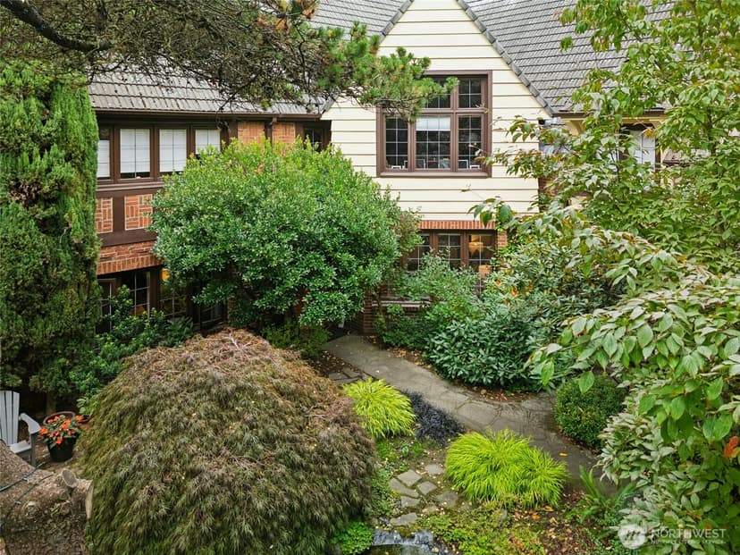 Property photo for 1516 E Republican #10, Seattle photo 28