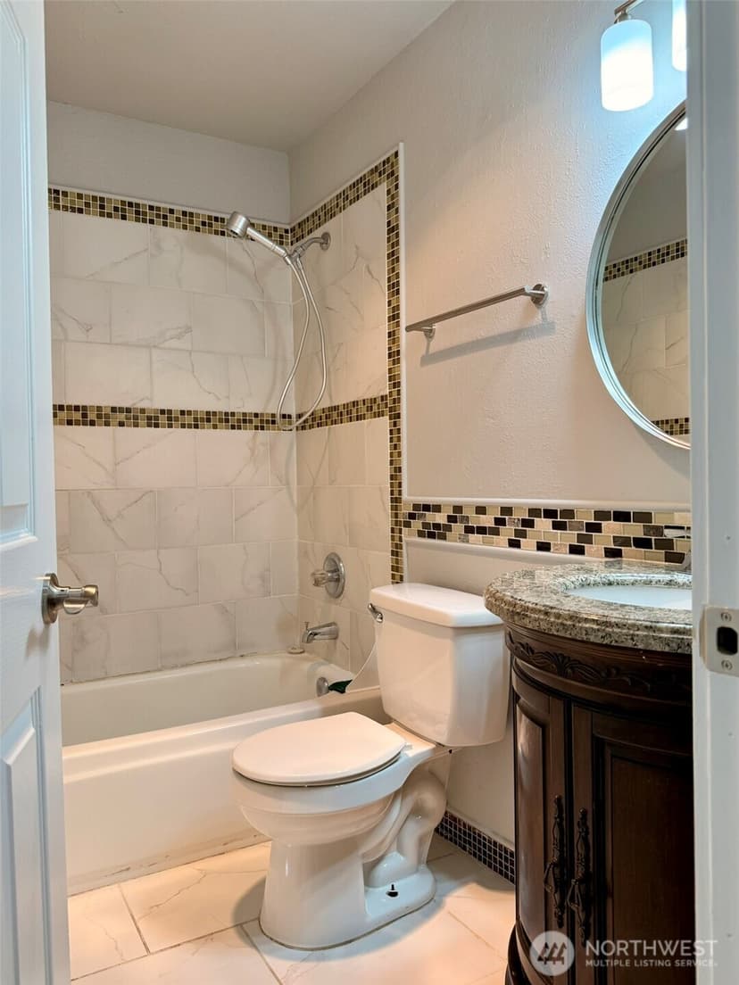 Property photo for 3233 NE 12th Street #215, Renton photo 8