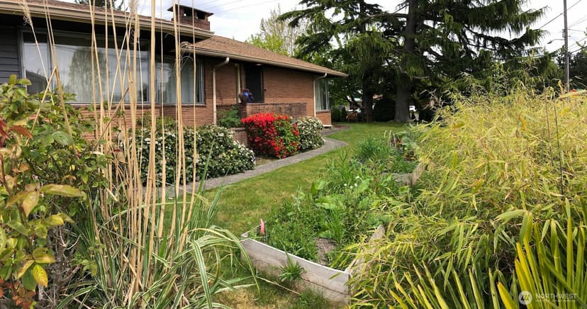 Property photo for 7767 Beacon Avenue S, Seattle photo 39