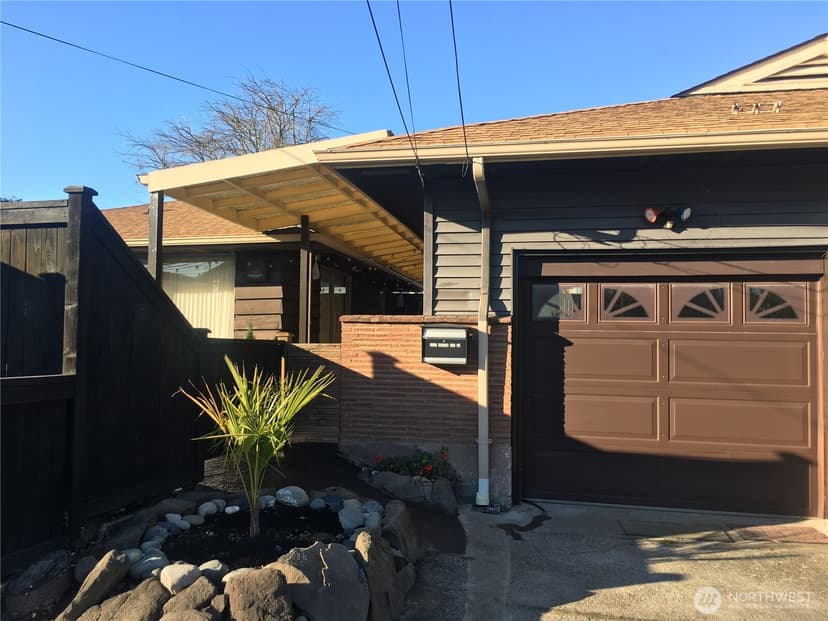 Property photo for 7767 Beacon Avenue S, Seattle photo 24