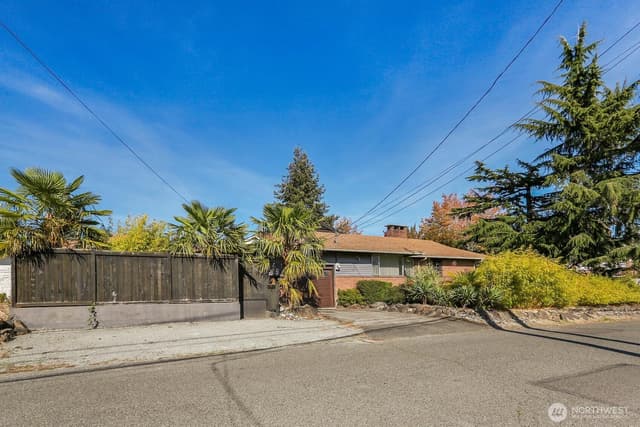 Property photo for 7767 Beacon Avenue S, Seattle