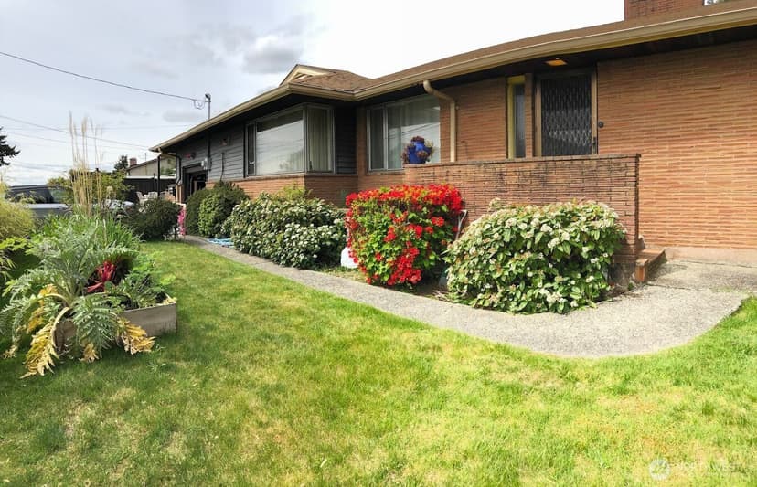 Property photo for 7767 Beacon Avenue S, Seattle photo 38