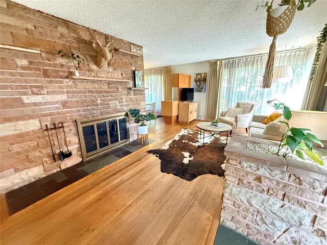 Property photo for 7767 Beacon Avenue S, Seattle photo 4