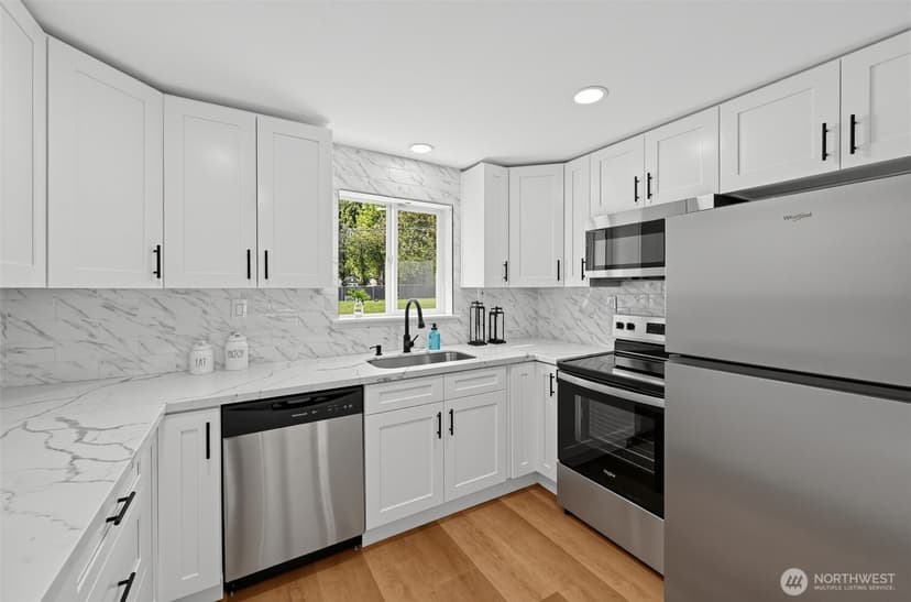 Property photo for 18806 SE 168th Street, Renton photo 7