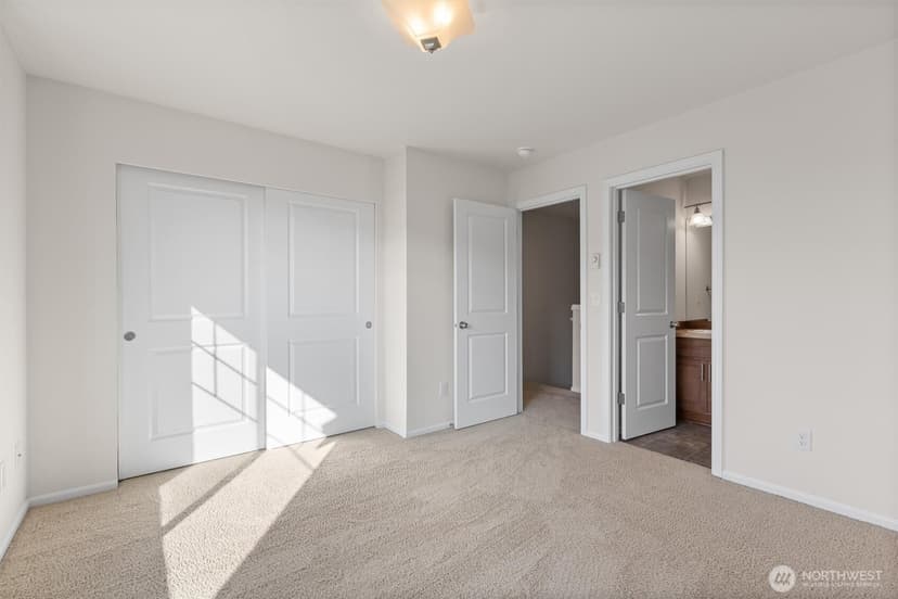 Property photo for 3347 30th Drive, Everett photo 11
