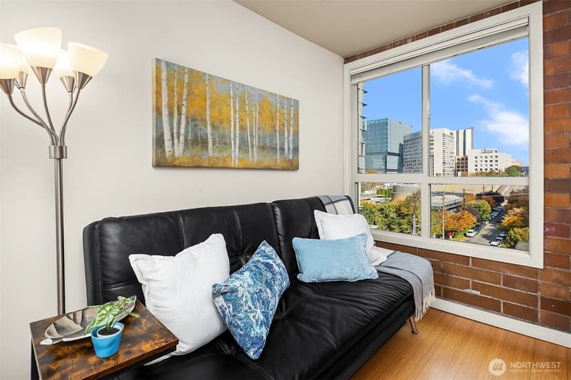 Property photo for 905 Cherry Street #706, Seattle photo 5