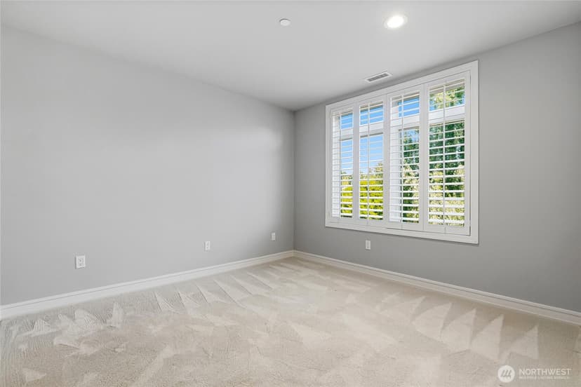 Property photo for 219 5th Avenue S #F304, Kirkland photo 23