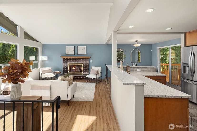 Property photo for 3008 NE 201st Place, Lake Forest Park photo 27