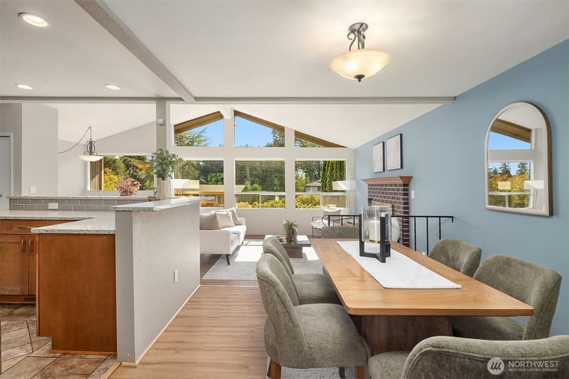 Property photo for 3008 NE 201st Place, Lake Forest Park photo 16