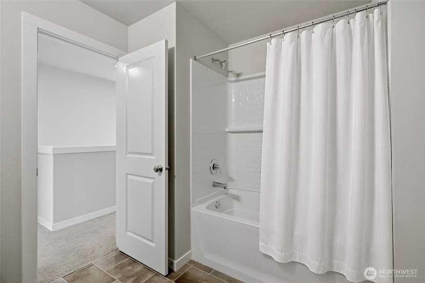 Property photo for 9626 19th Avenue SE #I, Everett photo 24