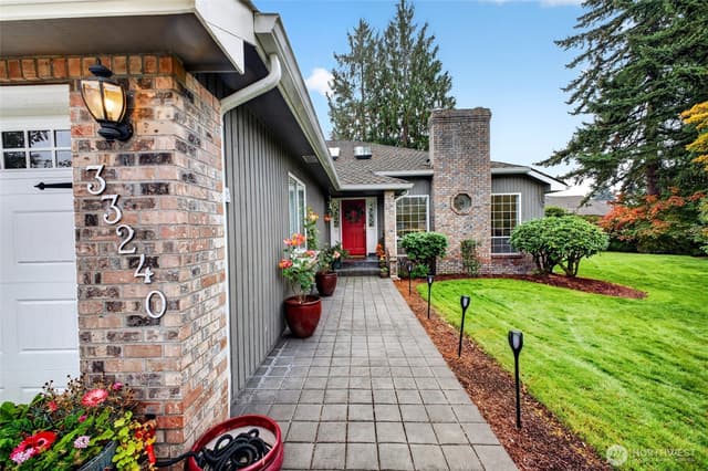 Property photo for 33240 2nd Place SW, Federal Way photo 3
