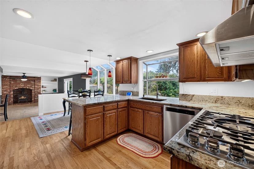 Property photo for 33240 2nd Place SW, Federal Way photo 10