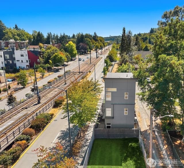 Property photo for 3323 Martin Luther King Jr Way S, Seattle