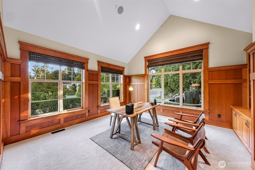 Property photo for 10222 NE 30th Place, Bellevue photo 4