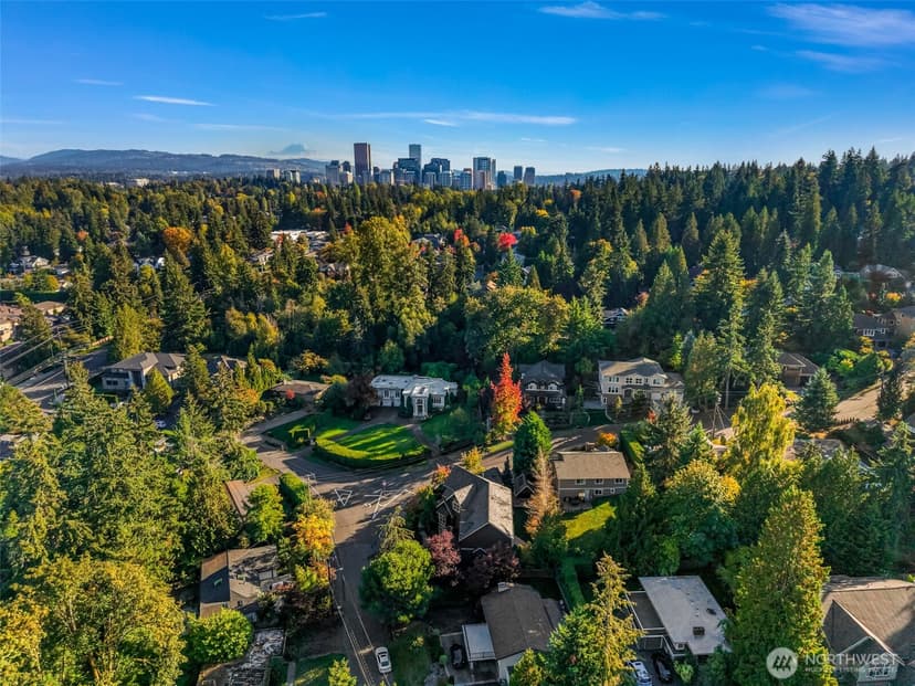 Property photo for 10222 NE 30th Place, Bellevue photo 39