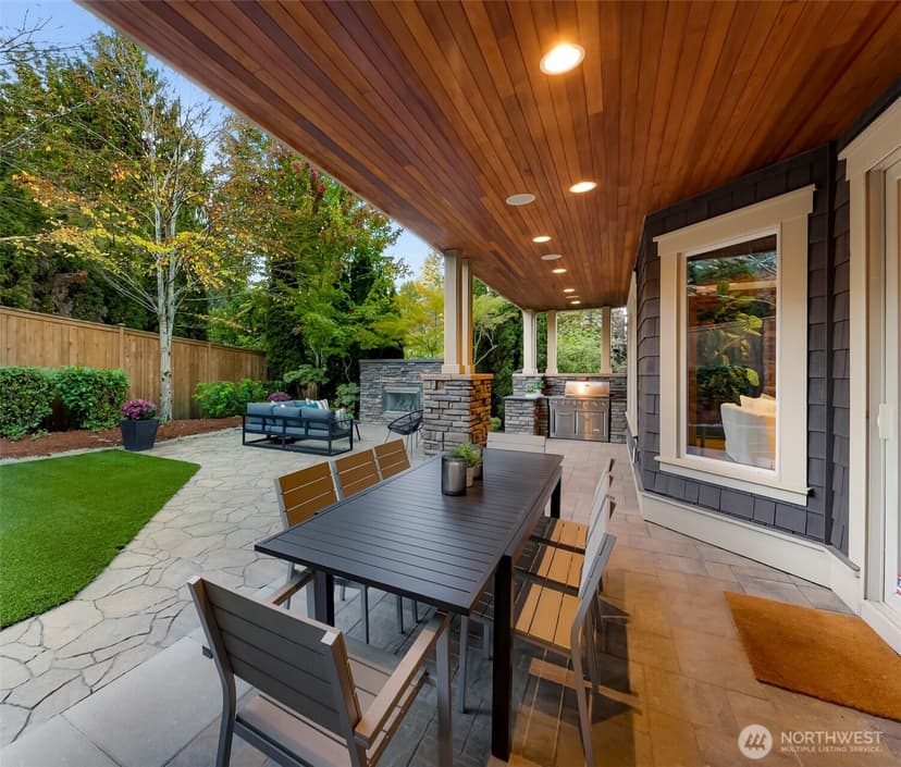 Property photo for 10222 NE 30th Place, Bellevue photo 32