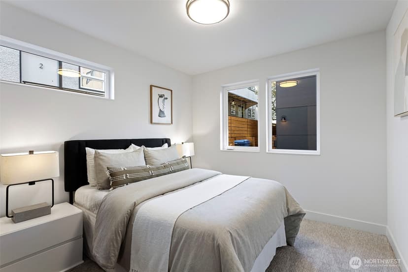 Property photo for 4434 Dayton Avenue N, Seattle photo 7
