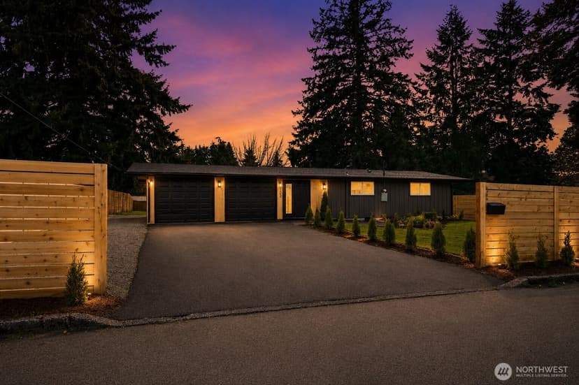 Property photo for 8102 Oakridge Drive SW, Lakewood