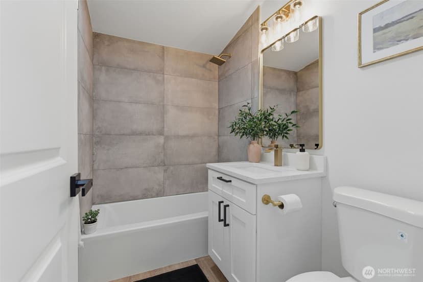 Property photo for 8102 Oakridge Drive SW, Lakewood photo 22